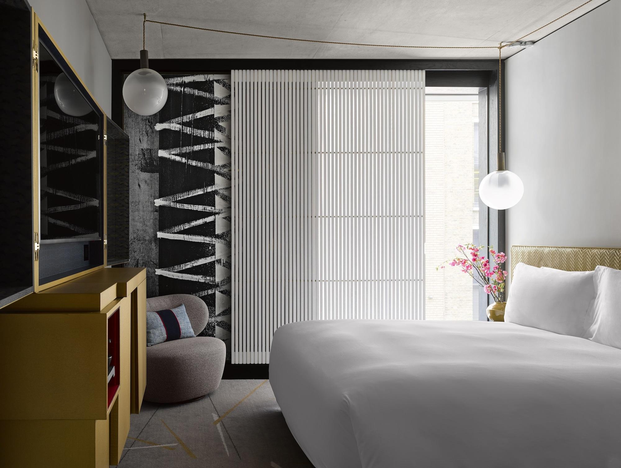 Nobu Hotel London Shoreditch Esterno foto A room at the hotel