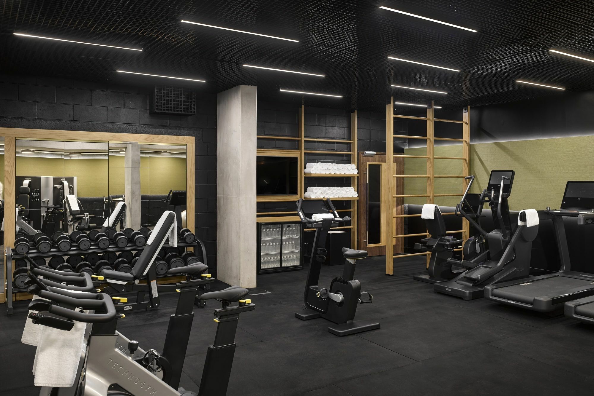 Nobu Hotel London Shoreditch Esterno foto The gym at the 2012 London Olympics