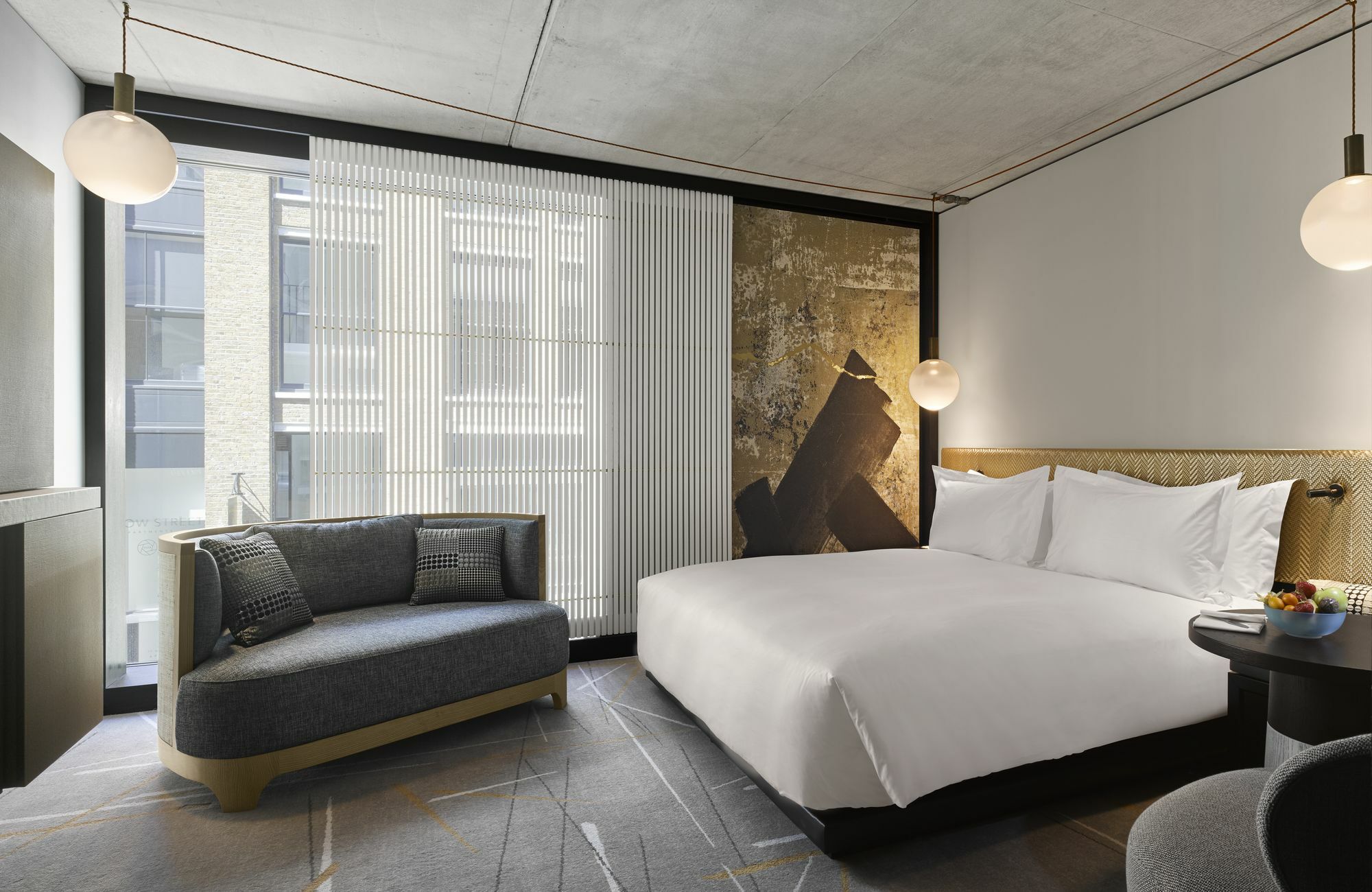 Nobu Hotel London Shoreditch Esterno foto A bedroom at the hotel
