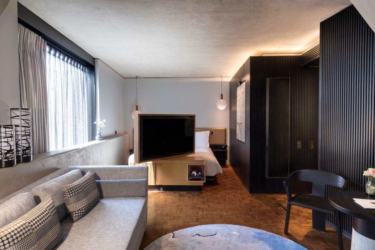 Nobu Hotel London Shoreditch Esterno foto A room at the hotel